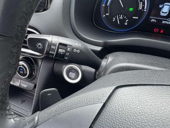 HYUNDAI KONA 1.6 Kona Premium GDi HEV Semi-Auto 5dr