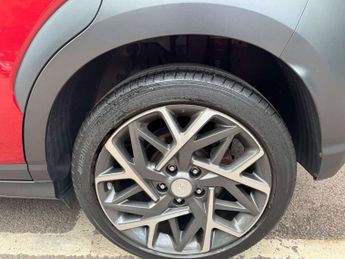 HYUNDAI KONA 1.6 Kona Premium GDi HEV Semi-Auto 5dr