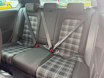 VOLKSWAGEN GOLF 2.0 Golf GTD TDI Semi-Automatic 3dr - NATIONAL DELIVERY*