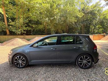 VOLKSWAGEN GOLF 1.5 Golf R-Line TSi Evo Semi-Auto 5dr