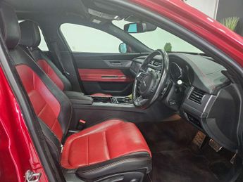 JAGUAR XF 2.0 XF R-Sport D Auto 4dr