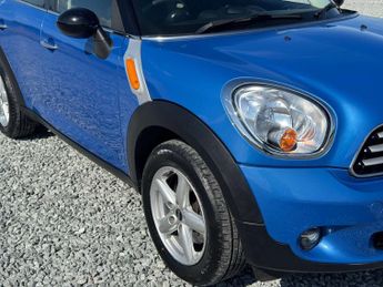 MINI COUNTRYMAN 1.6 Countryman Cooper Auto 5dr