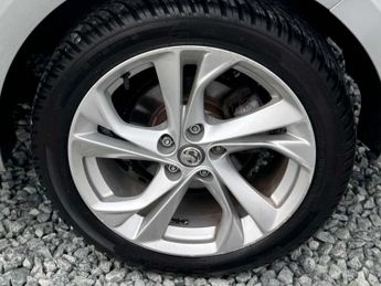 VAUXHALL ASTRA 1.6 Astra SRI Nav CDTI S/S Auto 5dr