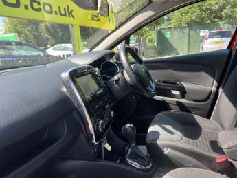 RENAULT CLIO 1.5 Clio Dynamique S MediaNav dCi Auto 5dr
