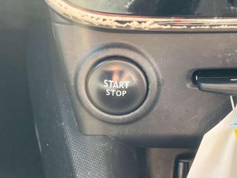 RENAULT CLIO 1.5 Clio Dynamique S MediaNav dCi Auto 5dr