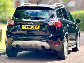 FORD KUGA 2.5 Kuga Titanium T Auto 4WD 5dr