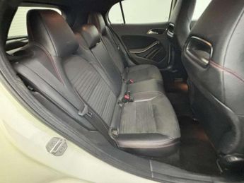 MERCEDES-BENZ GLA 1.6 GLA 200 AMG Line Edition Auto 5dr