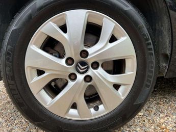 CITROEN C4 PICASSO 1.6 C4 Grand Picasso VTR+ e-HDi Semi-Auto 5dr