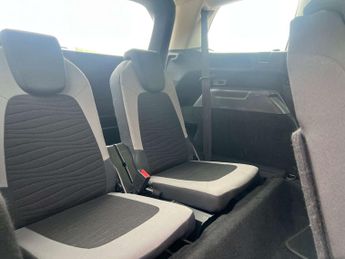 CITROEN C4 PICASSO 1.6 C4 Grand Picasso VTR+ e-HDi Semi-Auto 5dr