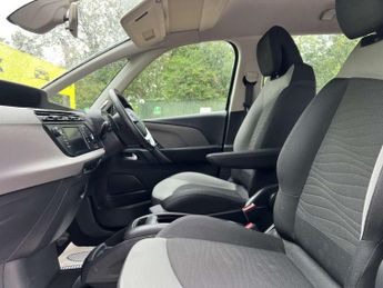 CITROEN C4 PICASSO 1.6 C4 Grand Picasso VTR+ e-HDi Semi-Auto 5dr