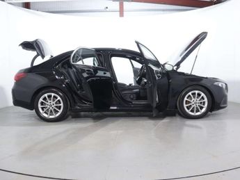 MERCEDES-BENZ A-CLASS 1.3 A 200 Sport Exeutive Auto 4dr