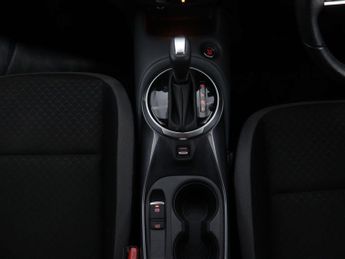NISSAN JUKE 1.0 Juke N-Connecta DiG-T Semi-Auto 5dr
