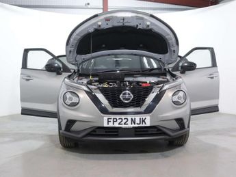 NISSAN JUKE 1.0 Juke N-Connecta DiG-T Semi-Auto 5dr