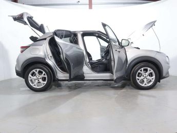 NISSAN JUKE 1.0 Juke N-Connecta DiG-T Semi-Auto 5dr