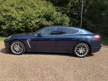 Porsche PANAMERA 4.8 Panamera 4s Semi-Auto 4WD 5dr