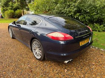 Porsche PANAMERA 4.8 Panamera 4s Semi-Auto 4WD 5dr