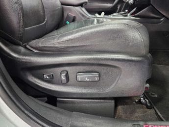 KIA SORENTO 2.2 Sorento KX-3 Sat Nav CRDi 4x4 Auto 4WD 5dr