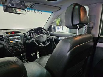 KIA SORENTO 2.2 Sorento KX-3 Sat Nav CRDi 4x4 Auto 4WD 5dr