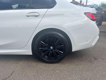 BMW 3 SERIES 2.0 320I M Sport Auto 4dr