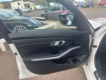 BMW 3 SERIES 2.0 320I M Sport Auto 4dr