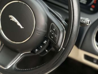 JAGUAR XJ 3.0 XJ Portfolio V6 D Auto 4dr
