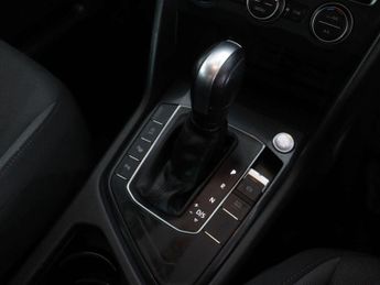 VOLKSWAGEN TIGUAN 1.5 TIGUAN MATCH TSI EVO S-A 5dr