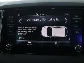 SKODA KAROQ 1.5 Karoq SE TSi Semi-Auto 5dr
