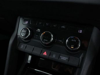 SKODA KAROQ 1.5 Karoq SE TSi Semi-Auto 5dr