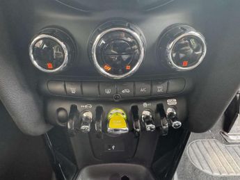 MINI HATCH Cooper S Electric Level 1 3dr