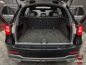 Mercedes-Benz GLC 3.0 GLC350d V6 AMG Line (Premium) SUV 5dr Diesel G-Tronic 4MATIC