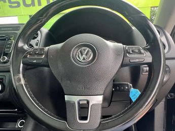VOLKSWAGEN TIGUAN 2.0 Tiguan Sport TDI BlueMotion Technology 4Motion Semi-Auto 4WD