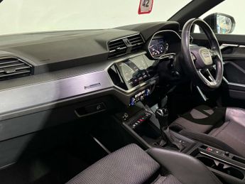 Audi Q3 1.5 Q3 S Line 35 TFSI MHEV Semi-Auto 5dr