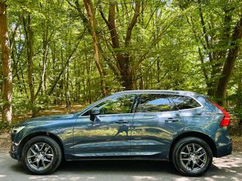 VOLVO XC60 2.0 XC60 Momentum B4 MHEV AWD Auto 4WD 5dr