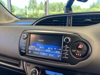 TOYOTA YARIS 1.5 Yaris Icon VVT-i HEV CVT 5dr
