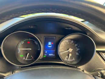 TOYOTA C-HR 1.8 C-HR Icon HEV CVT 5dr