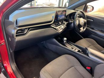 TOYOTA C-HR 1.8 C-HR Icon HEV CVT 5dr
