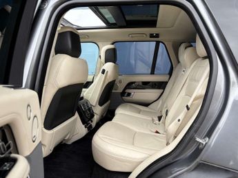 Land Rover RANGE ROVER 4.4 Range Rover Vogue SDV8 Auto 4WD 5dr