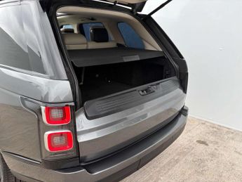 Land Rover RANGE ROVER 4.4 Range Rover Vogue SDV8 Auto 4WD 5dr