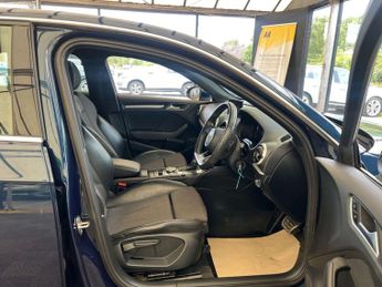 AUDI A3 1.6 A3 Sportback 30 TDI S Line Semi-Auto 5dr