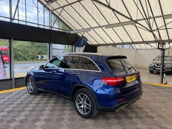 MERCEDES-BENZ GLC 2.0 GLC 250 AMG Line Premium 4Matic Auto 4WD 5dr