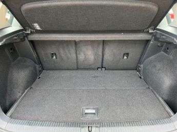 VOLKSWAGEN GOLF SV 1.6 Golf SV SE TDI Semi-Auto 5dr