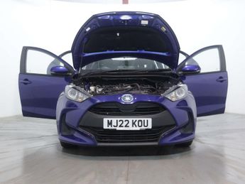 TOYOTA YARIS 1.5 Yaris Icon HEV CVT 5dr