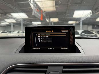 AUDI Q3 2.0 Q3 SE TDI Quattro Semi-Auto 4WD 5dr