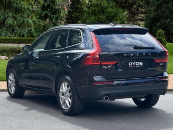VOLVO XC60 2.0 XC60 Momentum B5 MHEV AWD Auto 4WD 5dr