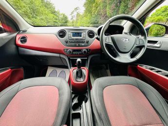 HYUNDAI I10 1.2 i10 Premium Auto 5dr