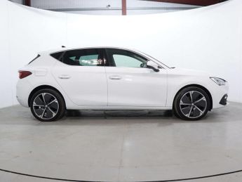 SEAT LEON 1.0 Leon Xcellence Luxury eTSI Semi-Auto 5dr