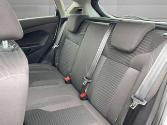FORD FIESTA 1.6 Fiesta Zetec Auto 5dr
