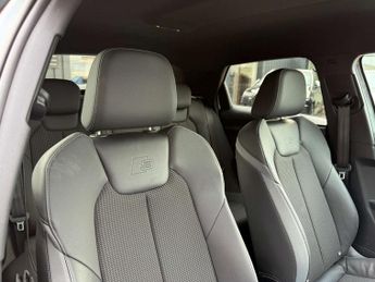 Audi A1 1.0 A1 Sportback 25 TFSI Black Edition Semi-Auto 5dr