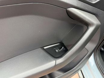 Audi A1 1.0 A1 Sportback 25 TFSI Black Edition Semi-Auto 5dr