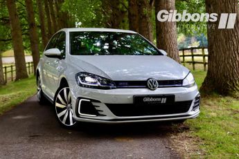 Volkswagen Golf 1.4 Golf GTE Advance Semi-Auto 5dr